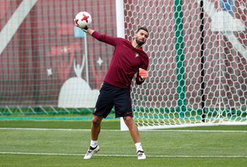 Soccer Football - Portugal Training - FIFA Confederations Cup Russia 2017 - Rubin Kazan Training Ground, Kazan, Russia - June 27, 2017   Portugal's Rui Patricio during training   REUTERS/Maxim Shemetov