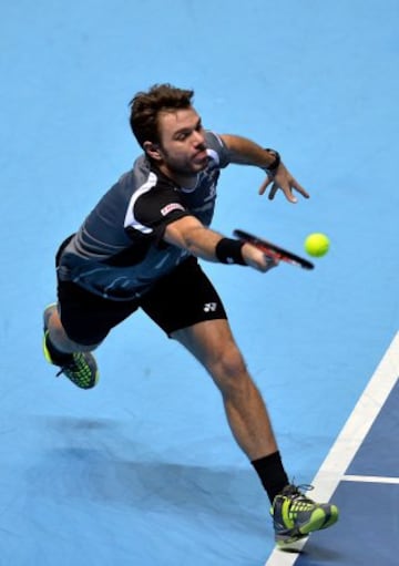 Stanislas Wawrinka venció a Marin Cilic en parciales de 6-3, 4-6, 6-3. El encuentro cerró el Grupo A del Masters de Londres. 