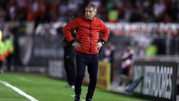 Holan: "Era penal y expulsión de Pinola..."