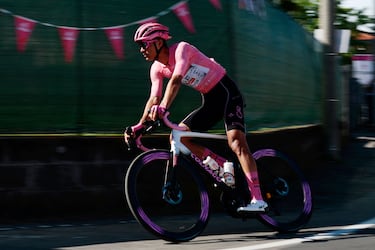 ¿Qué necesita Isaac del Toro para ganar el Giro de Italia?