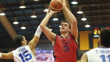 Seis foráneos lideran la nómina de Chile para las eliminatorias