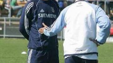 Zidane se retira de la sesión con molestias en un muslo