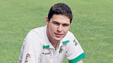 <b>PREESENTADO. </b>Zigic piso ayer el césped de El Sardinero.