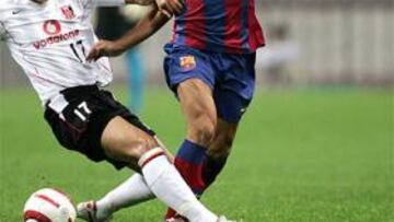 <B>ATADO. </B>Deco vestirá de azulgrana al menos hasta 2010.