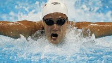 <b>LA MARIPOSA NO VOLÓ. </b>Mireia Belmonte, ayer, en el Centro Deportivo Oriental nadando los 200 estilos en la posta de mariposa. La catalana empezó con mal pie el torneo.