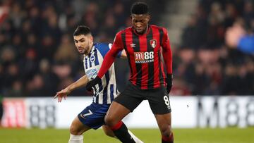 Soccer Football - Premier League - AFC Bournemouth v Brighton &amp; Hove Albion - Vitality Stadium, Bournemouth, Britain - January 21, 2020  Bournemouth&#039;s Jefferson Lerma in action with Brighton &amp; Hove Albion&#039;s Neal Maupay   REUTERS/David Kl