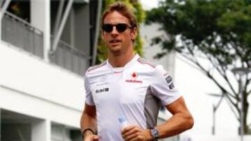 Button pierde cinco posiciones en la salida del GP de Japón