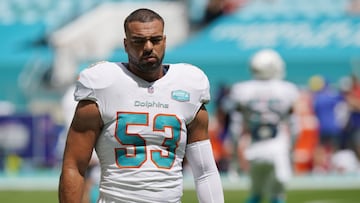 Tras solo una campa&ntilde;a en el Hard Rock Stadium, Brian Flores decidi&oacute; cortar v&iacute;nculos con el linebacker, a quien conoci&oacute; durante su paso por los Patriots.