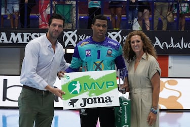 El Ximénez sufre para recuperar la corona ante el Prointegrada (24-22)