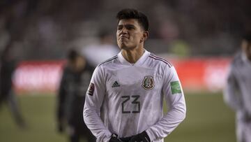 Jes&uacute;s Garllardo durante el partido contra Canad&aacute;