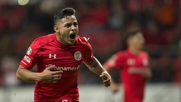 Toluca quema en el infierno a Lobos BUAP