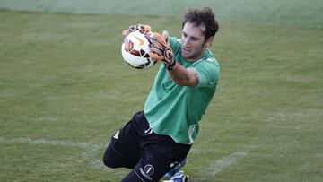 "Setién nos decepcionaría si cambia su estilo de juego"