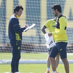 Emery recupera a Pau, espera a Coquelin y pierde a Estupiñán