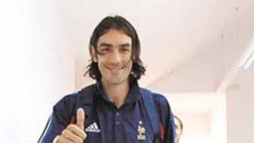 <b>SATISFECHO</b>. Pires está contento por cómo le van las cosas a Francia.