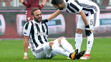 Mala suerte para Higuaín: se lesionó ante el Torino