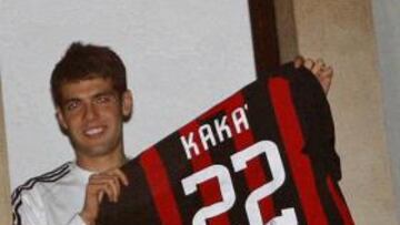 <strong>CORAZÓN.</strong> Kaká dice haberse quedado en Milán porque es su casa.