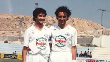 JIM y Bordal¨¢s, primos hermanos, cuando ambos eran jugadores en los a?os 80.