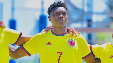 Jorge Cabezas Hurtado en un partido de la Selección Colombia Sub 20.