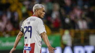 Teo Gutiérrez: “Soy feliz de jugar en todas las canchas del país”