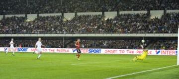 Gol 0-2 de Negredo