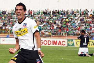 22 | Daúd Gazale nunca se ganó a los hinchas, pese a ser campeón con Colo Colo el 2008. Hoy está sin club.