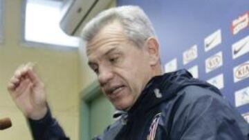 <b>PRONTO, AL MÁXIMO.</b> El técnico rojiblanco considera que el Kun está del todo bien en muy poco tiempo.