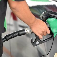 AMLO asegura que no aumentará el precio de la gasolina en 2022