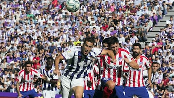 06/10/19 PARTIDO PRIMERA DIVISION 
 REAL VALLADOLID - ATLETICO DE MADRID
 KIKO OLIVAS REMATA ANTE SAVIC