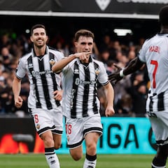 El Castellón golea y sueña a lo grande en el inicio del 2026