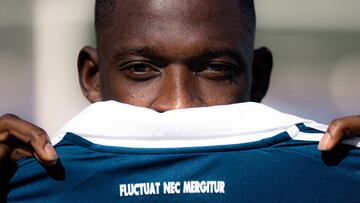 Hamari Traoré se une al Paris FC.