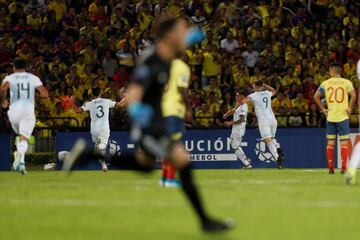 Mira las mejores imágenes del partidazo entre Argentina y Colombia
