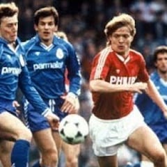 El PSV deja a la Quinta del Buitre sin Copa de Europa