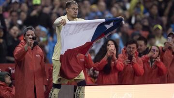 Castillo reapareció y anotó un gol con dedicatoria a Chile