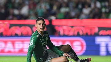 James Rodriguez of Leon during the 13th round match between Leon and Pumas UNAM as part of the Liga BBVA MX, Torneo Clausura 2025 at Nou Camp Stadium, on March 30, 2025 in Leon, Guanajuato, Mexico.