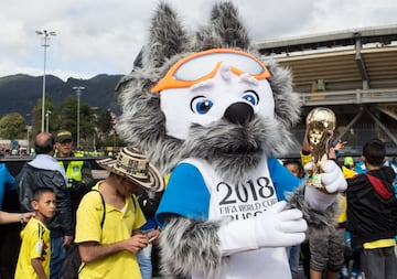 Zabivaka llegó desde Rusia a El Campín para despedir a la Selección Colombia