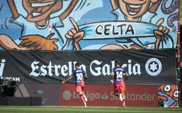 El argentino aprovechó un pase de Lemar y fusiló con la puntera la meta celeste.