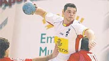 <b>BÁSICO.</b> Alberto Entrerríos ha sido el máximo goleador del torneo. Belaustegui fue elegido mejor jugador.