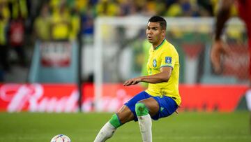 DOHA, QATAR - NOVEMBER 28: Casemiro of Brazil controls the ball during the FIFA World Cup Qatar 2022 Group G match between Brazil and Switzerland at Stadium 974 on November 28, 2022 in Doha, Qatar. (Photo by Marvin Ibo Guengoer - GES Sportfoto/Getty Images)
