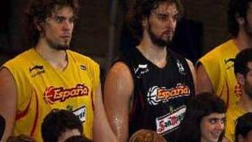 <b>TÍTULO.</b> Marc y Pau Gasol viajan a Japón con la intención de traerse el título de campeones.