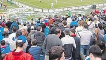<b>TERRENO ABONADO A LOS INCIDENTES . </b>En el último partido internacional disputado en el Tehelne Pole, el Eslovaquia-Rusia, hubo 45 aficionados heridos y 90 detenidos.