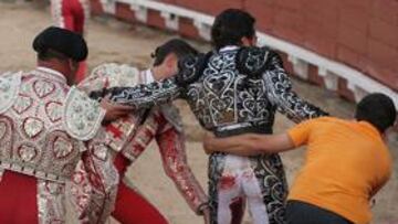 El Fundi sufrió una cornada de 20 centímetros en su reaparición