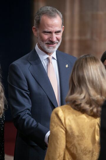 El Rey Felipe VI durante la audiencia de los Reyes con los galardonados con las Medallas de Asturias 2022.