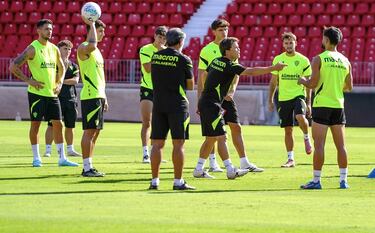 El Almería busca consolidar su velocidad de crucero en octubre