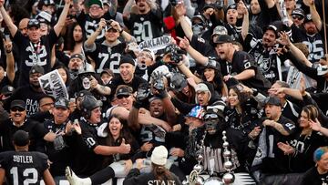 Las im&aacute;genes del Black Hole, el sector de la afici&oacute;n m&aacute;s colorida de los Raiders, puede tener sus d&iacute;as contados en Oakland.