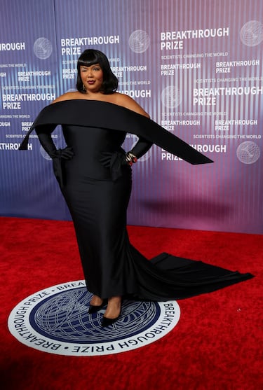Lizzo, cantante y rapera estadounidense.​