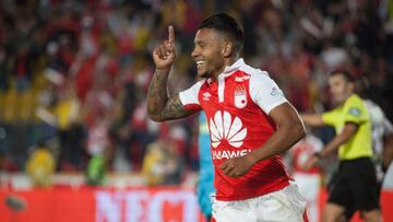 Wilson Morelo celebrando un gol con Independiente Santa Fe por Liga Águila I-2018