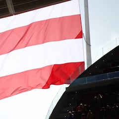 El Atlético cierra sus tiendas