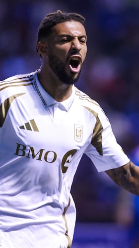 Denis Bouanga celebrates his goal 1-1 of Los Angeles during the Quarter Finals second leg match between Cruz Azul and Los Angeles FC as part of the CONCACAF Champions Cup 2026, at Cuauhtemoc Stadium, on April 14, 2026 in Puebla, Mexico.