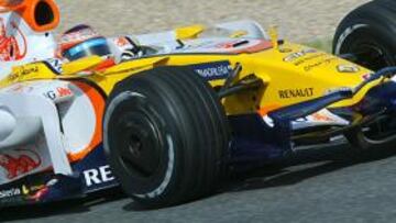 <b>EL IMPULSO DEL PODIO.</b> El podio del pasado domingo en Alemania parece que ha dado alas a Piquet, que sólo ha sido superado por Webber en Jerez.