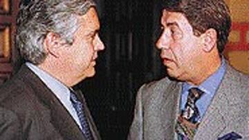 <b>JUNTOS</B>. Guzmán y Arrate hablarán tras la asamblea.